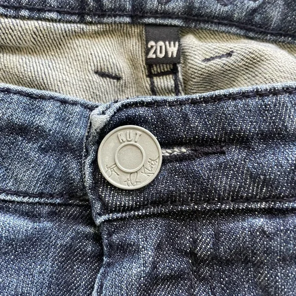 Kut from the Kloth Blue Relaxed Jeans 20w 28 inseam - Picture 4 of 9